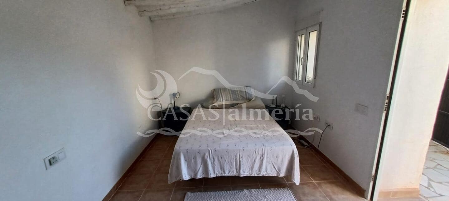 6 makuuhuone Maalaistalo myytävänä paikassa Huercal-Overa mukana uima-altaan - 185 000 € (Ref: 1870216)