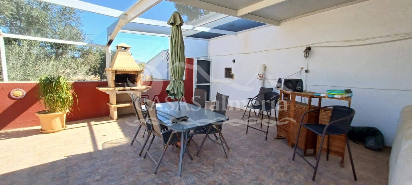 6 makuuhuone Maalaistalo myytävänä paikassa Huercal-Overa mukana uima-altaan - 185 000 € (Ref: 1870216)