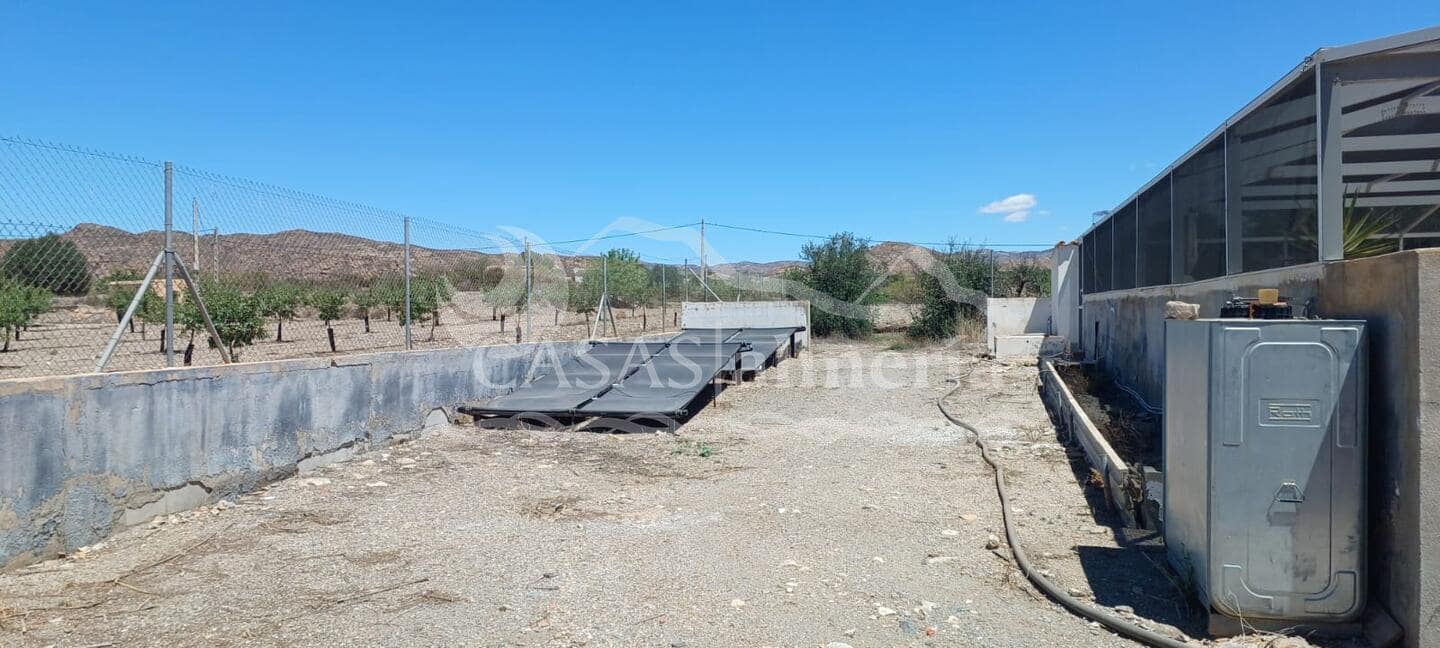 6 makuuhuone Maalaistalo myytävänä paikassa Huercal-Overa mukana uima-altaan - 185 000 € (Ref: 1870216)