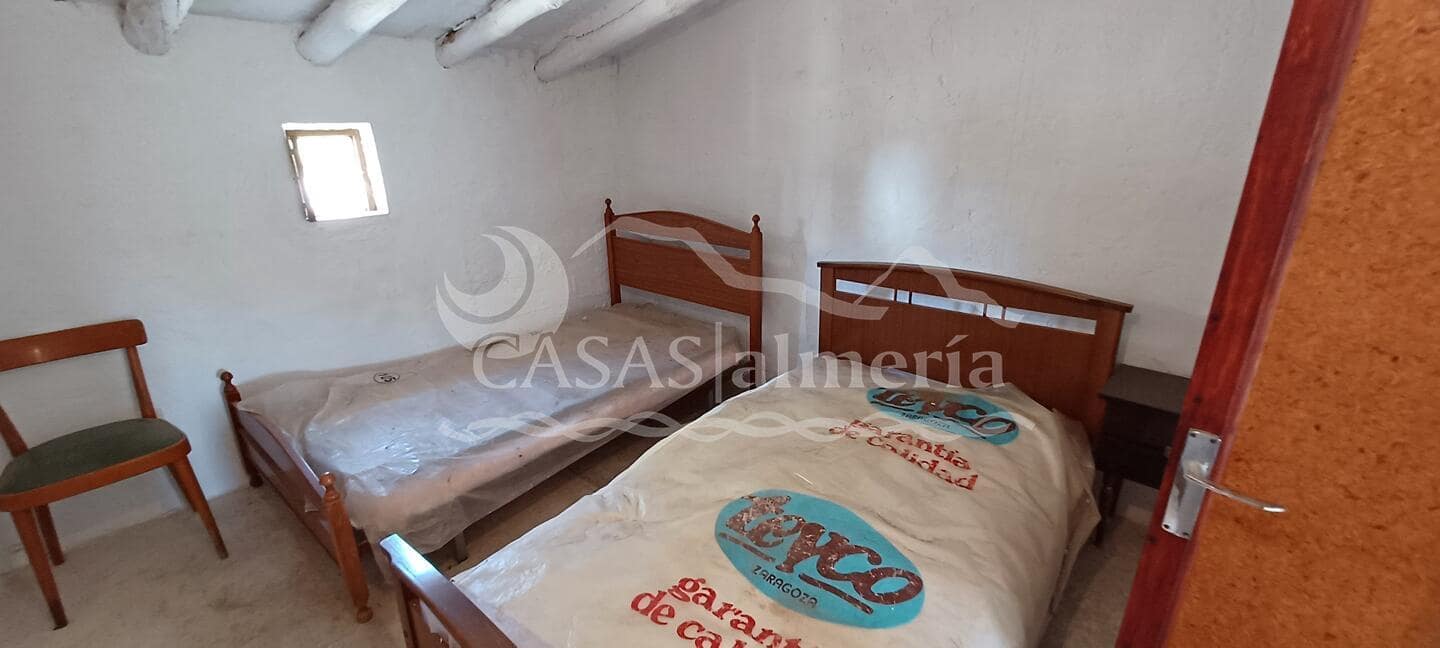 5 soveværelse Finca/Landehus til salg i El Puertecico med garage - € 125.000 (Ref: 1899773)