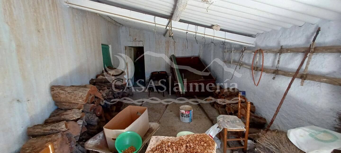 5 soveværelse Finca/Landehus til salg i El Puertecico med garage - € 125.000 (Ref: 1899773)