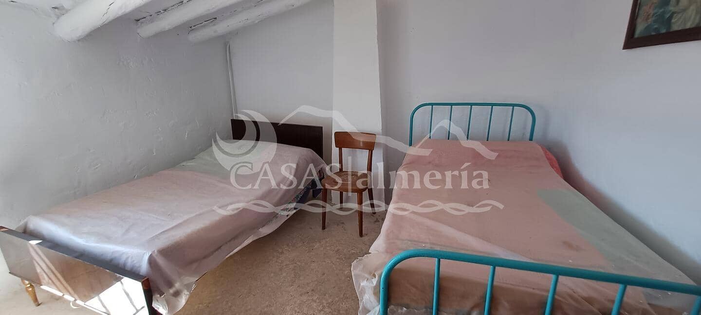 5 soveværelse Finca/Landehus til salg i El Puertecico med garage - € 125.000 (Ref: 1899773)