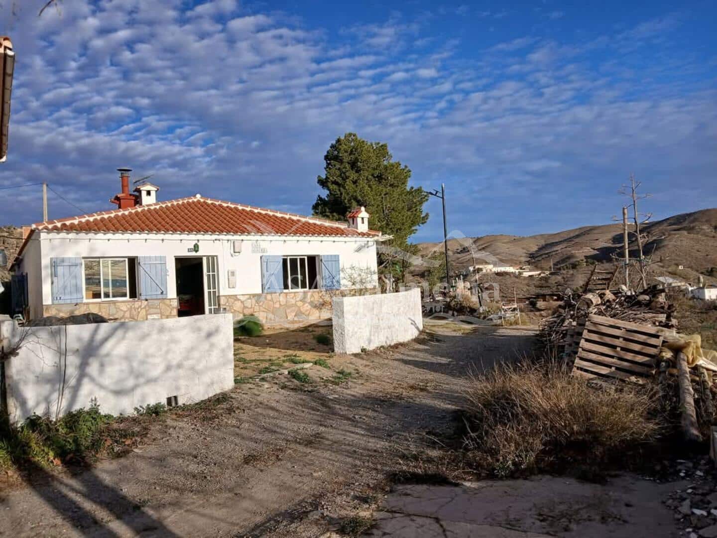 2 soveværelse Semi-Rækkehus til salg i Los Pardos - € 64.000 (Ref: 1947370)