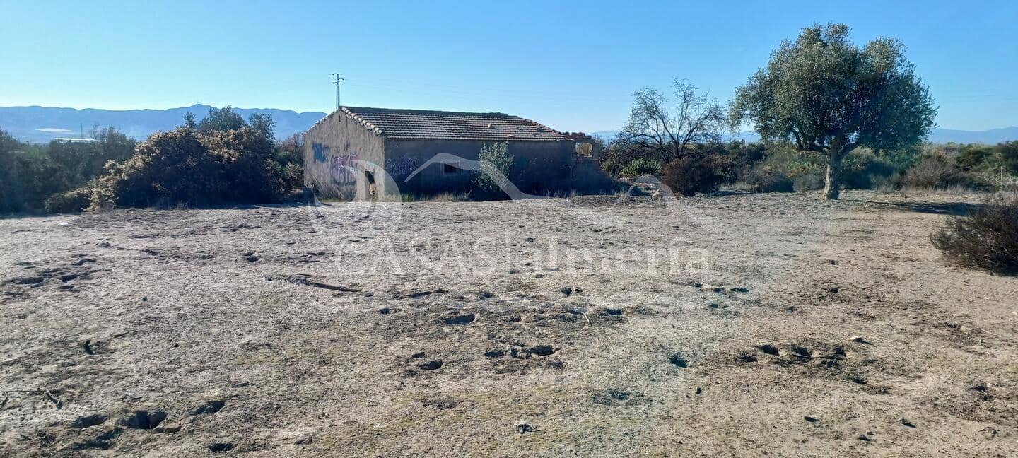 Grunde uden byggetilladelser til salg i Huercal-Overa - € 40.000 (Ref: 1948302)