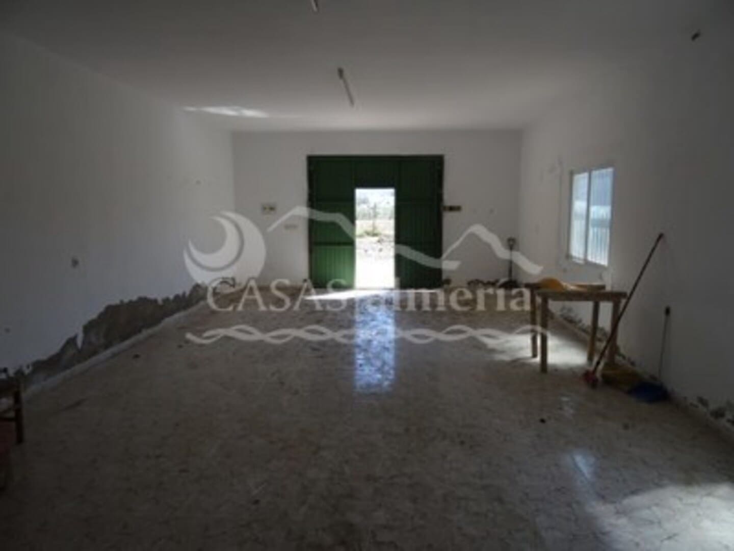 2 soveværelse Semi-Rækkehus til salg i Huercal-Overa med garage - € 69.000 (Ref: 1960460)