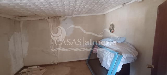 6 bedroom Townhouse for sale in Urcal, Huércal-Overa with garage - € 69,950 (Ref: 2038650)