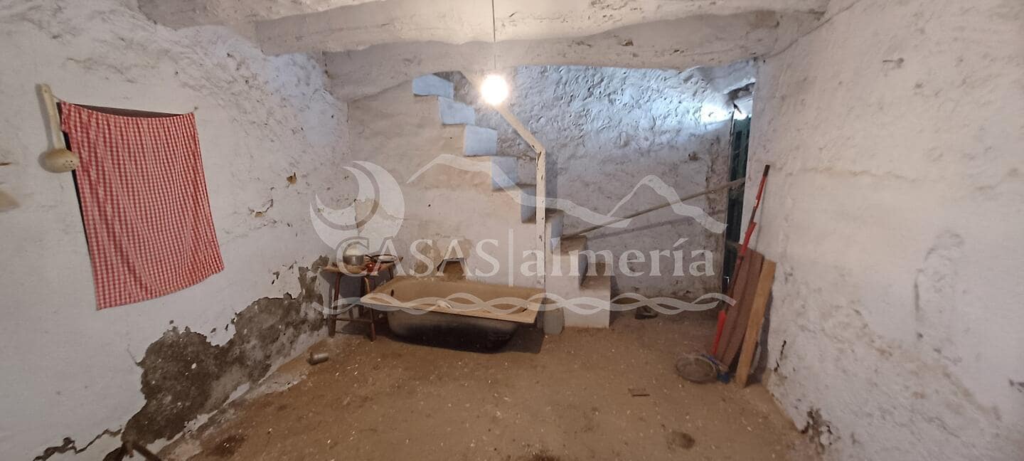 6 soveværelse Byhus til salg i Urcal med garage - € 69.950 (Ref: 2038650)