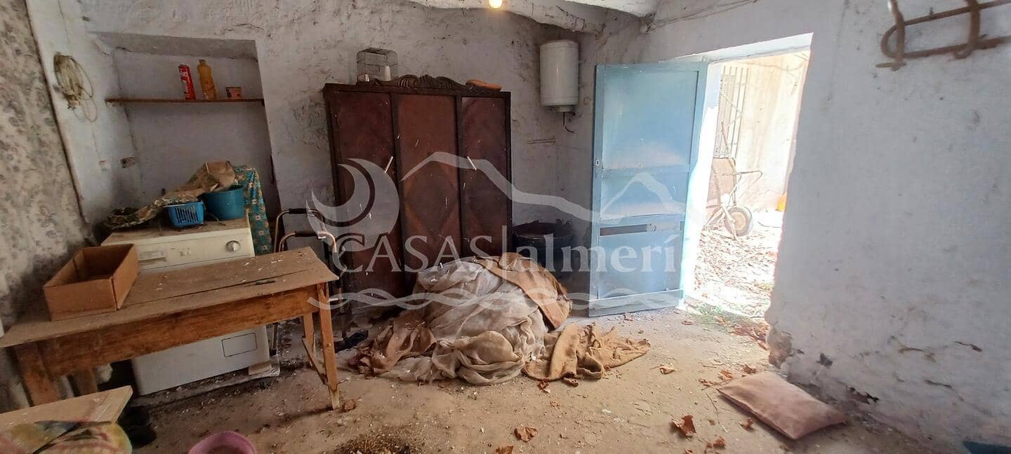 6 soveværelse Byhus til salg i Urcal med garage - € 69.950 (Ref: 2038650)