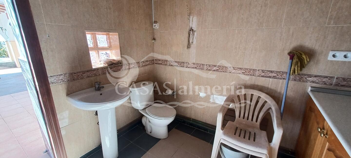 5 bedroom Finca/Country House for sale in Velez-Rubio with garage - € 299,000 (Ref: 2052413)