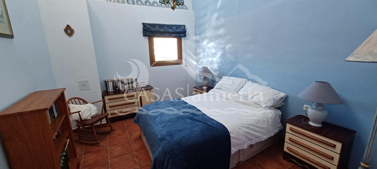 5 bedroom Finca/Country House for sale in Velez-Rubio with garage - € 299,000 (Ref: 2052413)