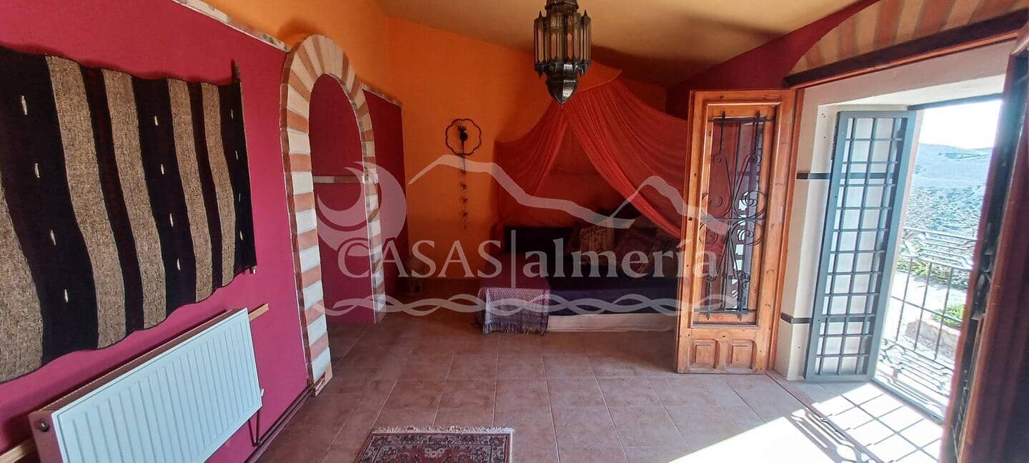 5 bedroom Finca/Country House for sale in Velez-Rubio with garage - € 299,000 (Ref: 2052413)