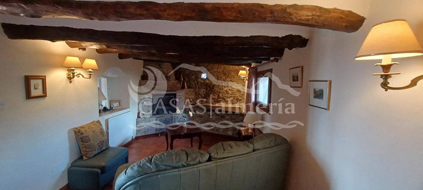 5 bedroom Finca/Country House for sale in Velez-Rubio with garage - € 299,000 (Ref: 2052413)