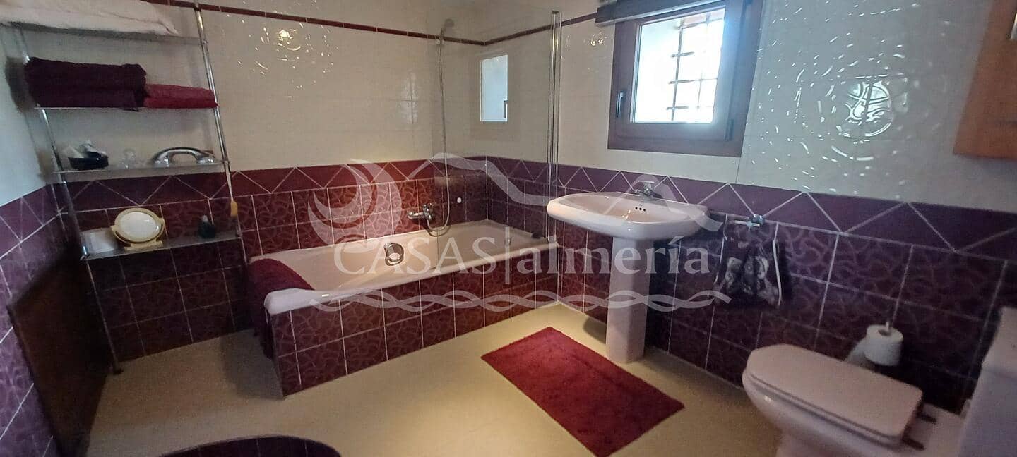 5 bedroom Finca/Country House for sale in Velez-Rubio with garage - € 299,000 (Ref: 2052413)