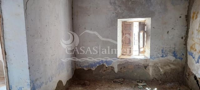 Dom na sprzedaż w Urcal, Huércal-Overa - 30 000 € (Ref: 2148880)