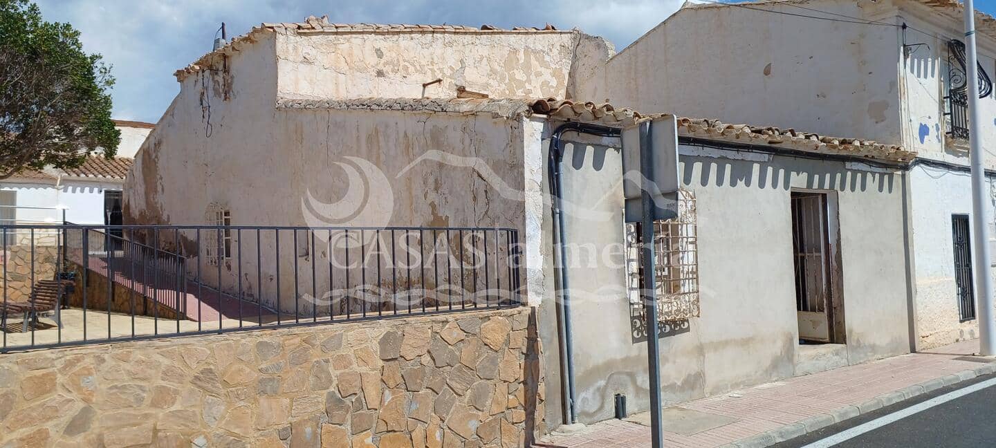 Casa em Banda para venda em Urcal - 30 000 € (Ref: 2148880)