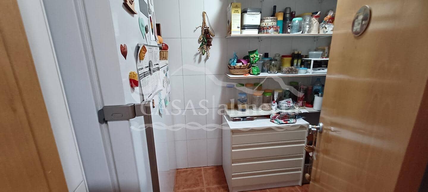 5 soveværelse Lejlighed til salg i Huercal-Overa - € 275.000 (Ref: 2148882)