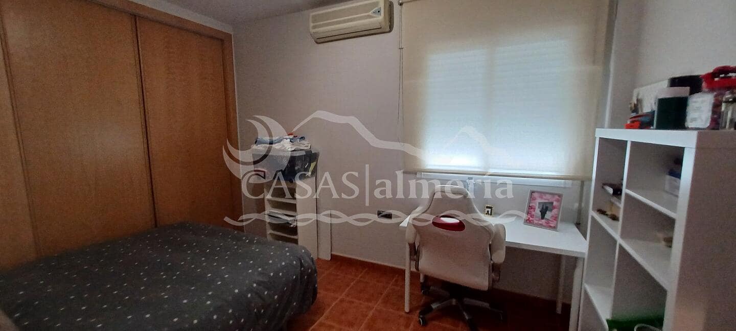 5 soveværelse Lejlighed til salg i Huercal-Overa - € 275.000 (Ref: 2148882)