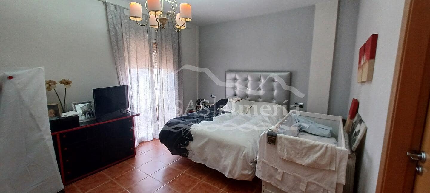 5 soveværelse Lejlighed til salg i Huercal-Overa - € 275.000 (Ref: 2148882)