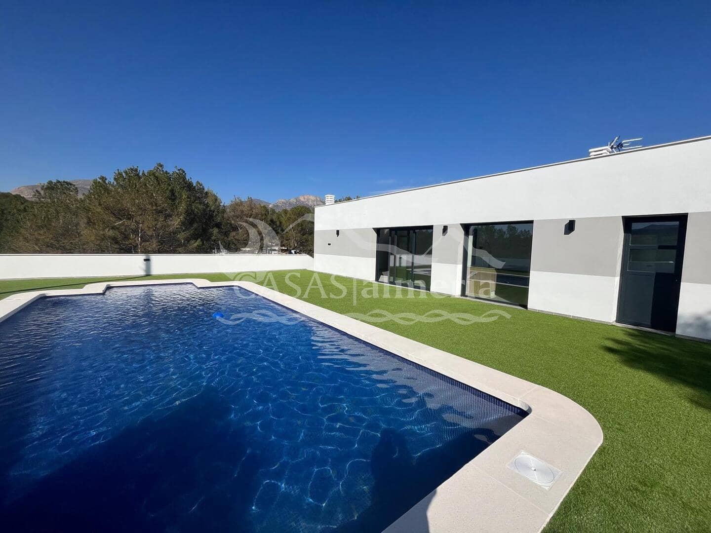 Finca/Casa Rural de 3 habitaciones en Lorca en venta con piscina garaje - 450.000 € (Ref: 2186001)