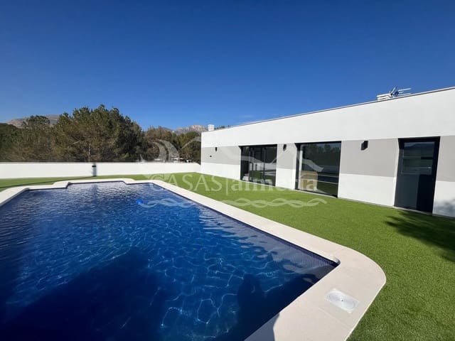 Finca/Casa Rural de 3 habitaciones en Lorca en venta con piscina garaje - 450.000 € (Ref: 2186001)