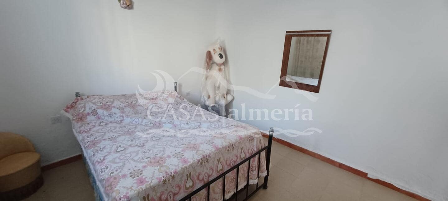 Finca/Casa Rural de 4 habitaciones en Los Pardos en venta con garaje - 65.000 € (Ref: 2194241)