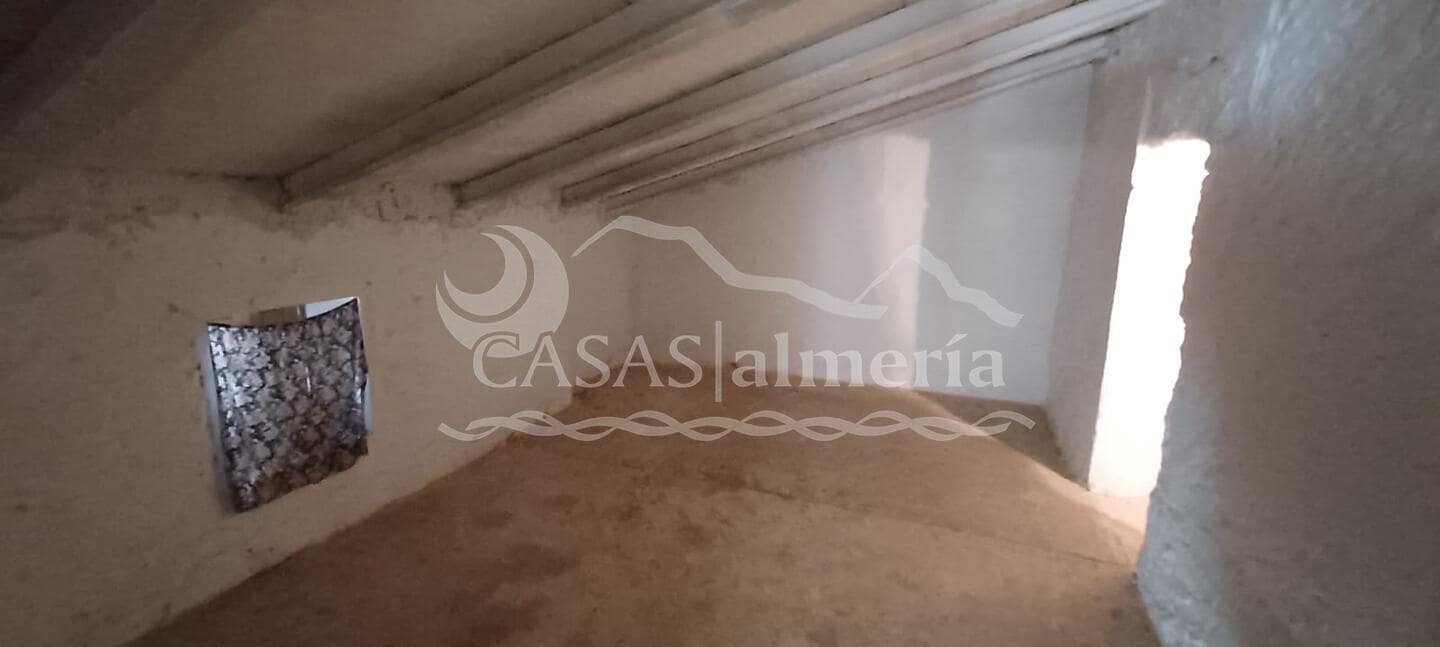 Finca/Casa Rural de 4 habitaciones en Los Pardos en venta con garaje - 65.000 € (Ref: 2194241)