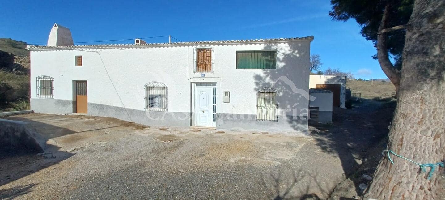 Finca/Casa Rural de 4 habitaciones en Los Pardos en venta con garaje - 65.000 € (Ref: 2194241)
