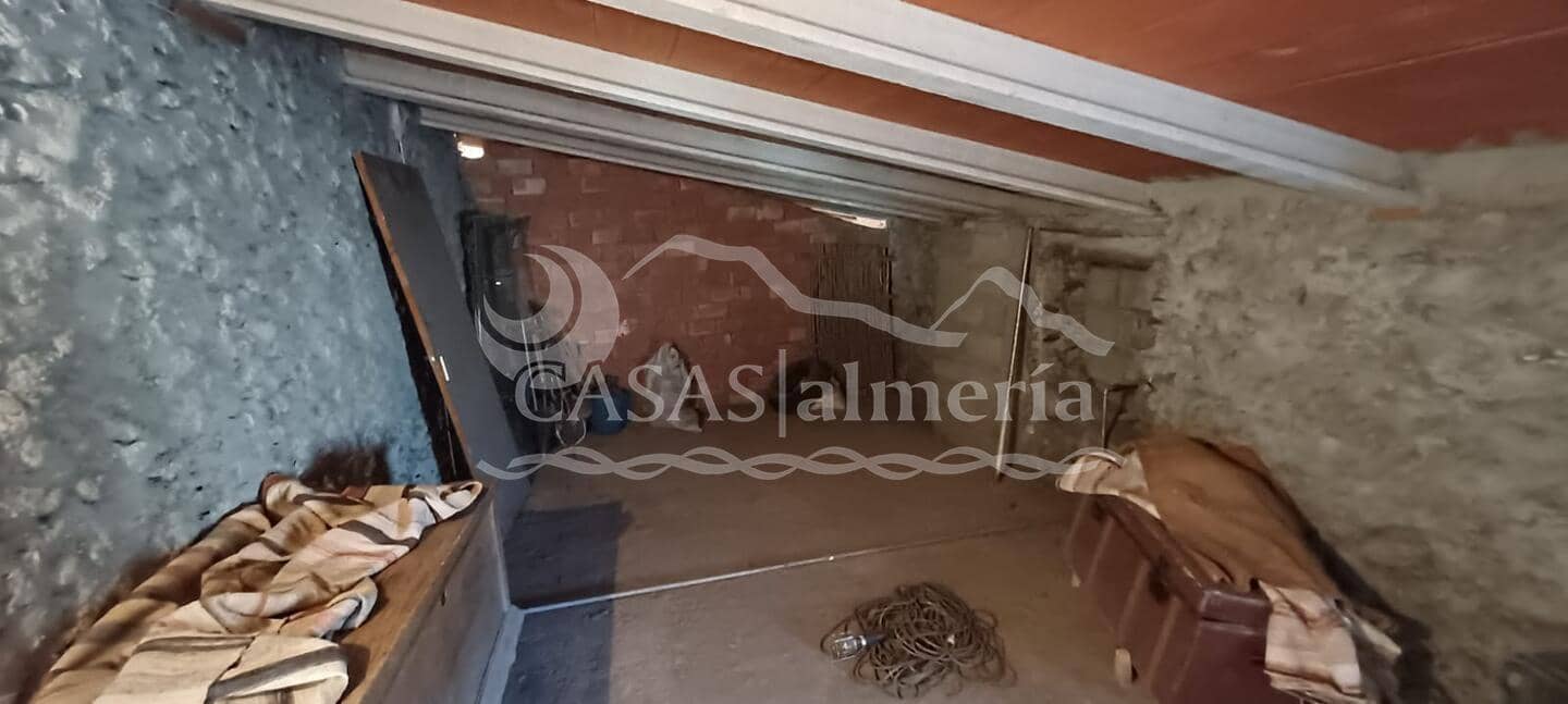 Finca/Casa Rural de 4 habitaciones en Los Pardos en venta con garaje - 65.000 € (Ref: 2194241)