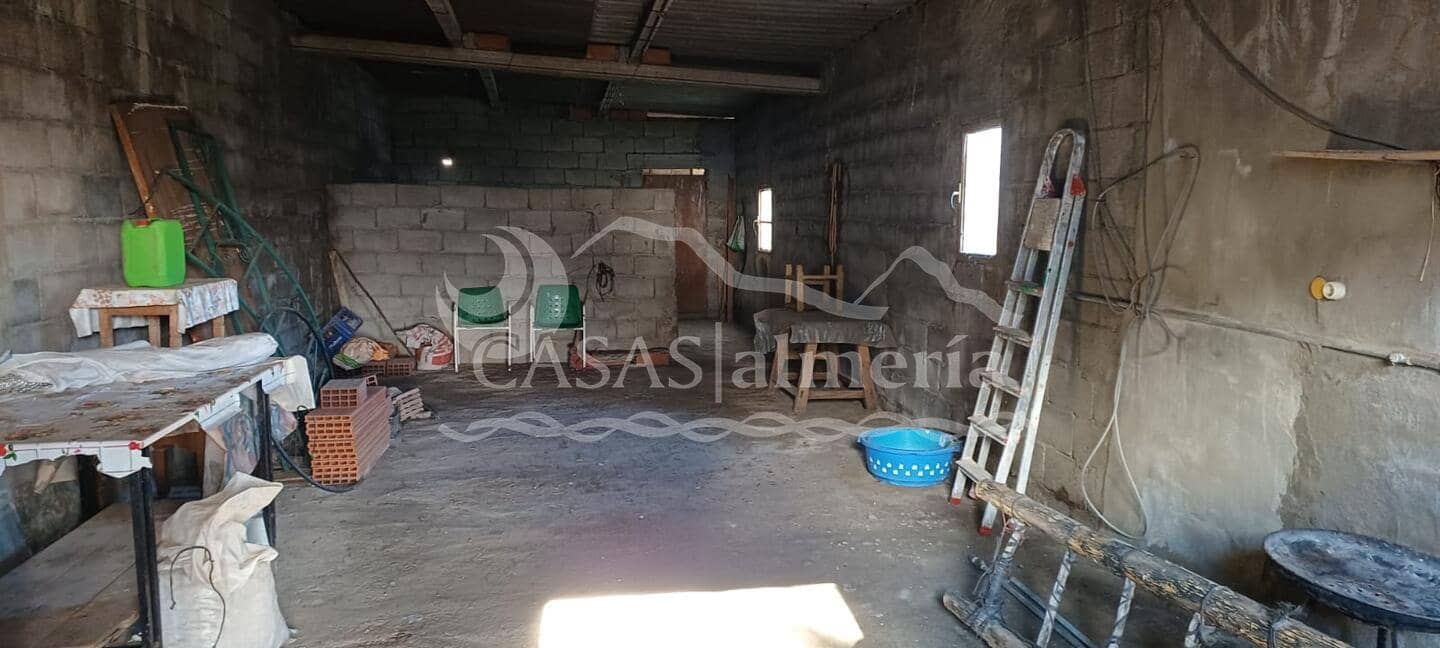 Finca/Casa Rural de 4 habitaciones en Los Pardos en venta con garaje - 65.000 € (Ref: 2194241)