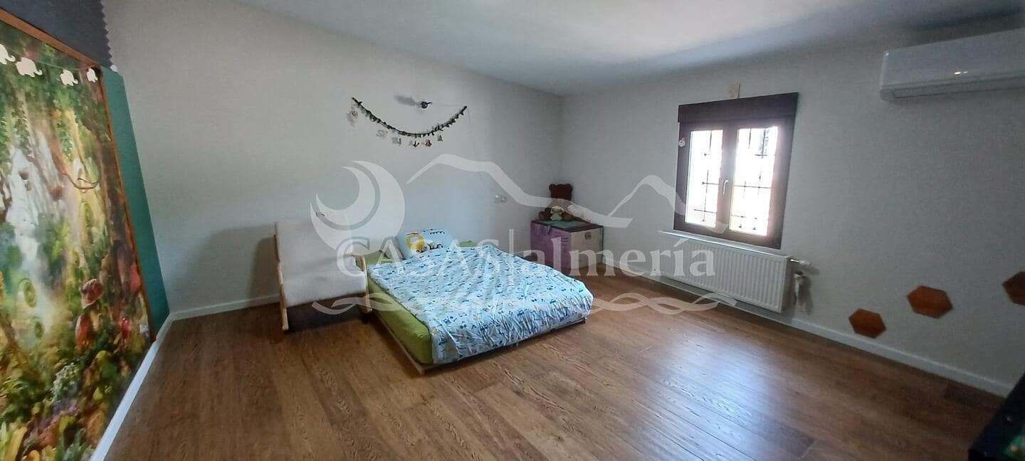 6 sovrum Finca/Hus på landet till salu i Velez-Blanco med pool - 475 000 € (Ref: 2226066)