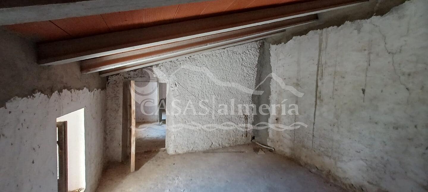 Finca/Country House for sale in Velez-Rubio with garage - € 53,000 (Ref: 2226067)