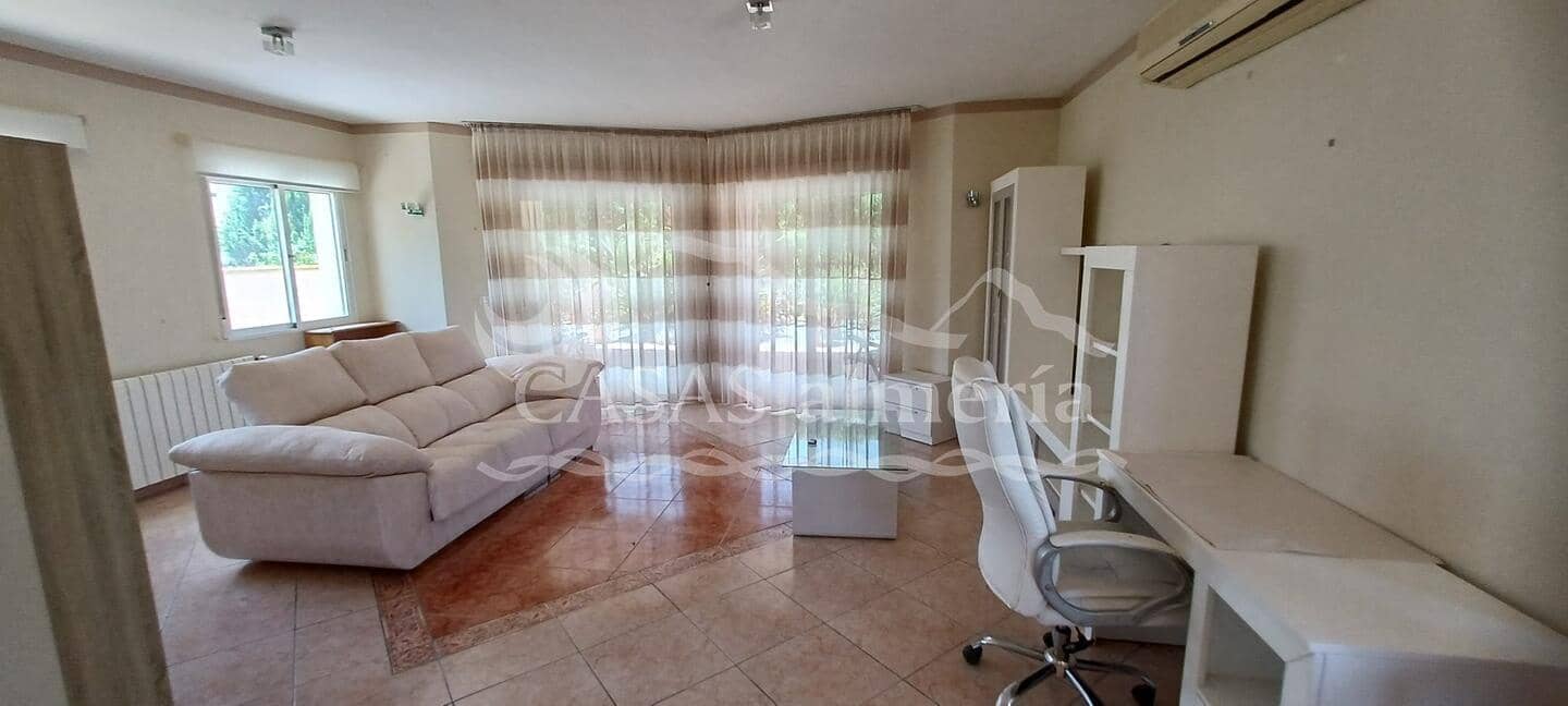 4 slaapkamer Villa te koop in Calabardina met zwembad garage - € 375.000 (Ref: 2267285)