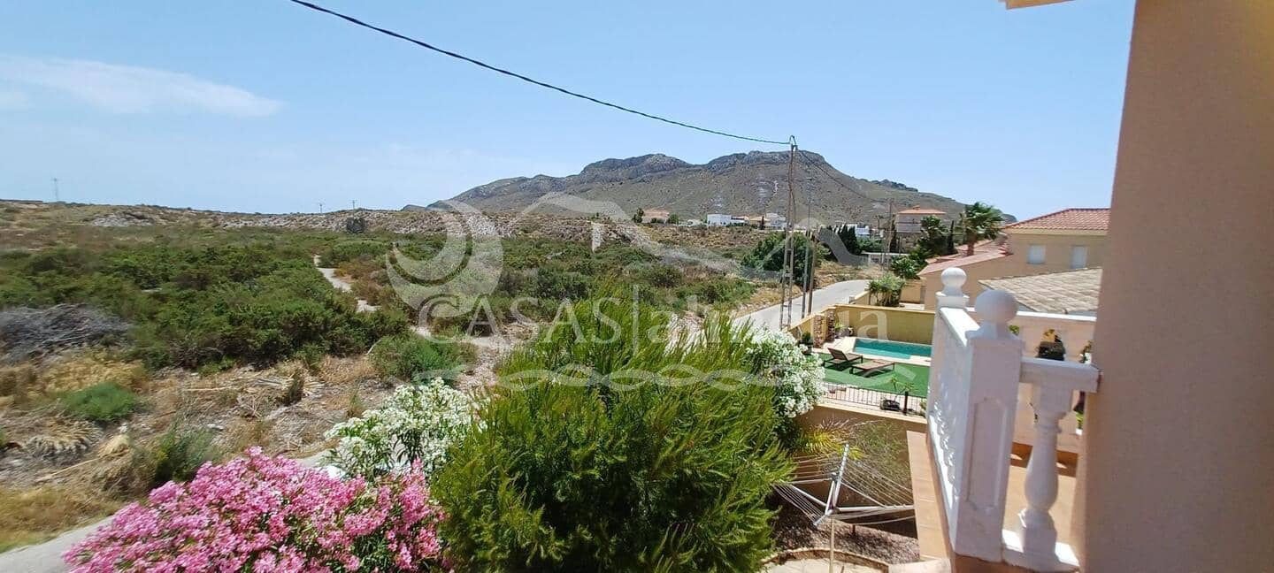 4 slaapkamer Villa te koop in Calabardina met zwembad garage - € 375.000 (Ref: 2267285)