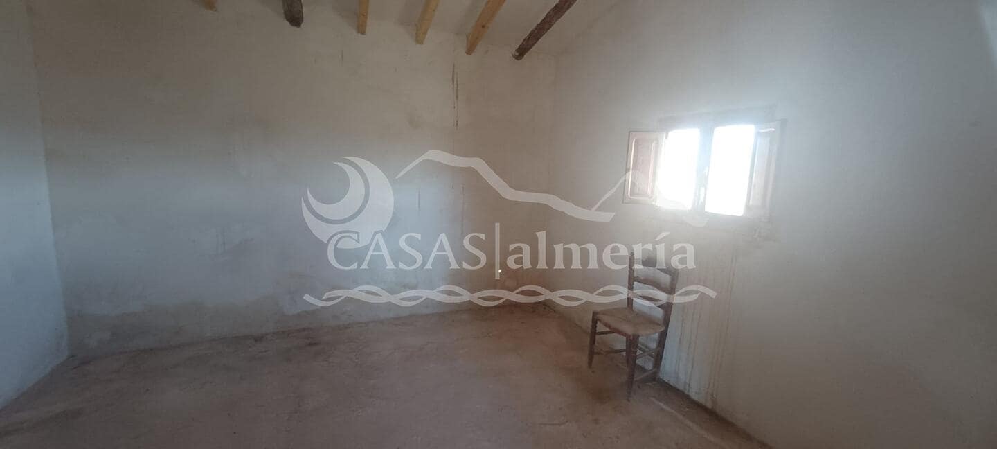 3 slaapkamer Finca/Landhuis te koop in Huercal-Overa met garage - € 88.000 (Ref: 2274802)