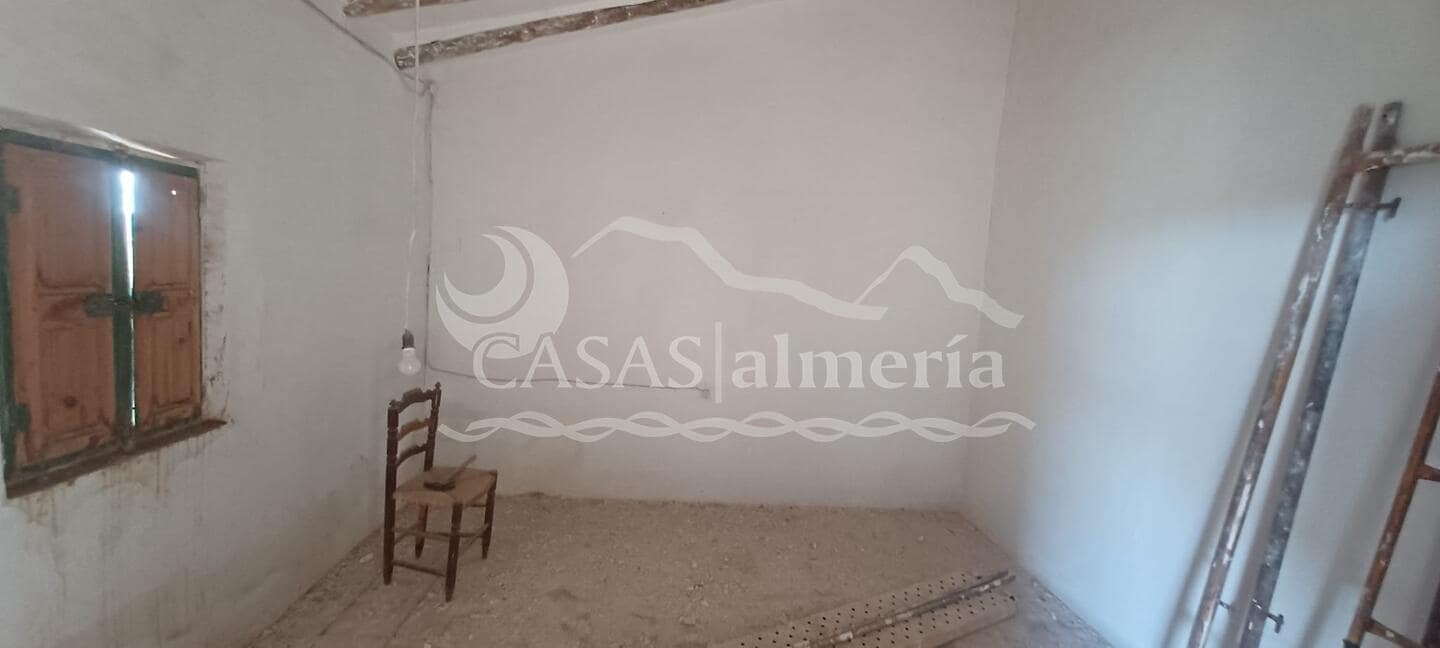 3 slaapkamer Finca/Landhuis te koop in Huercal-Overa met garage - € 88.000 (Ref: 2274802)