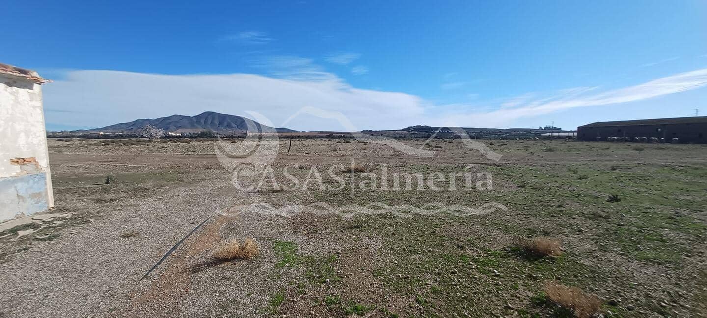 3 slaapkamer Finca/Landhuis te koop in Huercal-Overa met garage - € 88.000 (Ref: 2274802)