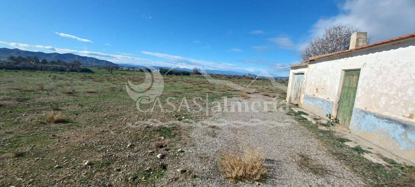 3 slaapkamer Finca/Landhuis te koop in Huercal-Overa met garage - € 88.000 (Ref: 2274802)