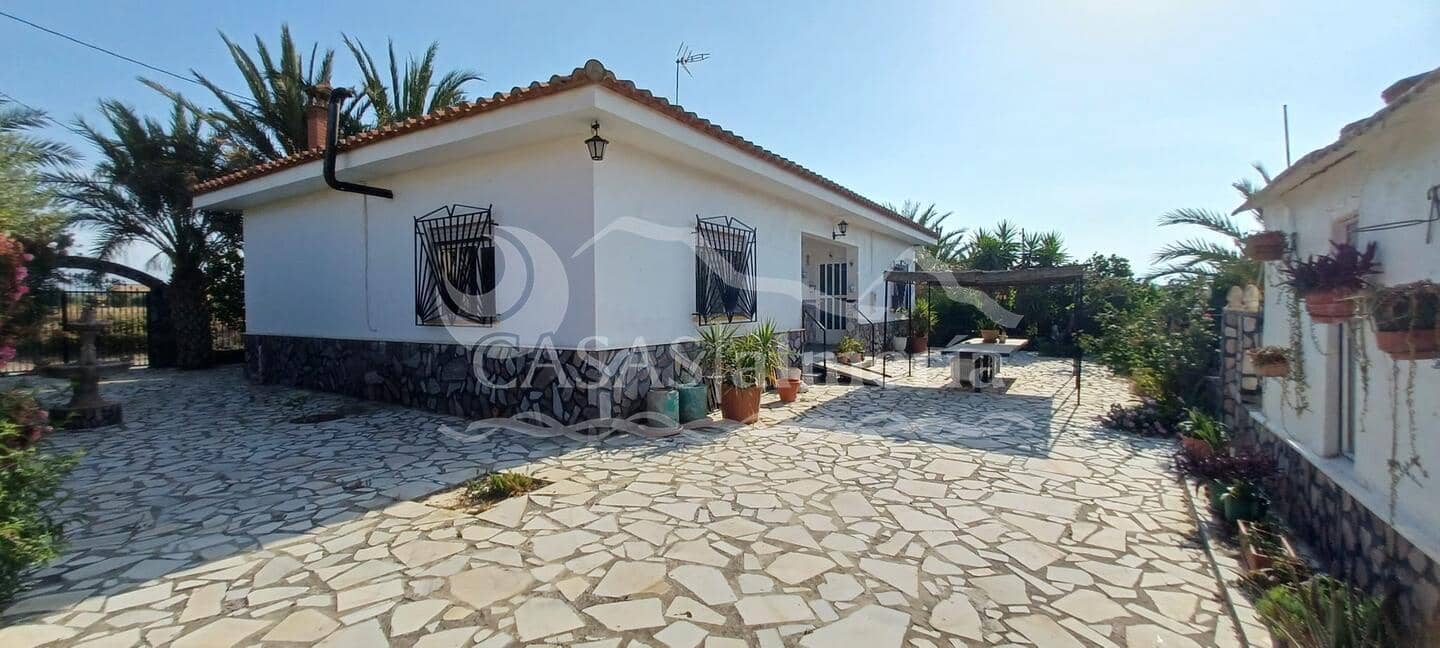 4 bedroom Finca/Country House for sale in Huercal-Overa - € 200,000 (Ref: 2312065)