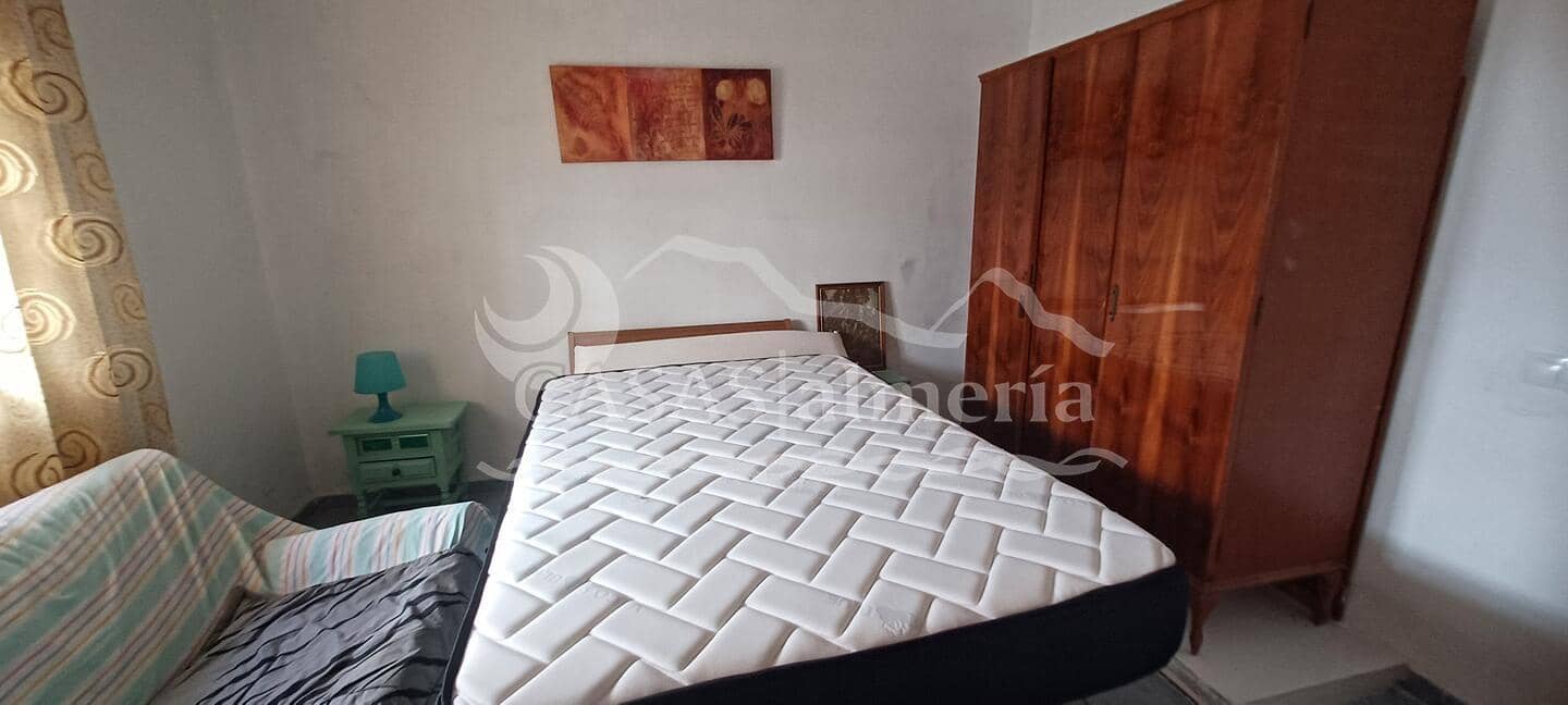 4 sypialnia Finka/Dom wiejski na sprzedaż w Huercal-Overa z garażem - 109 000 € (Ref: 2556845)