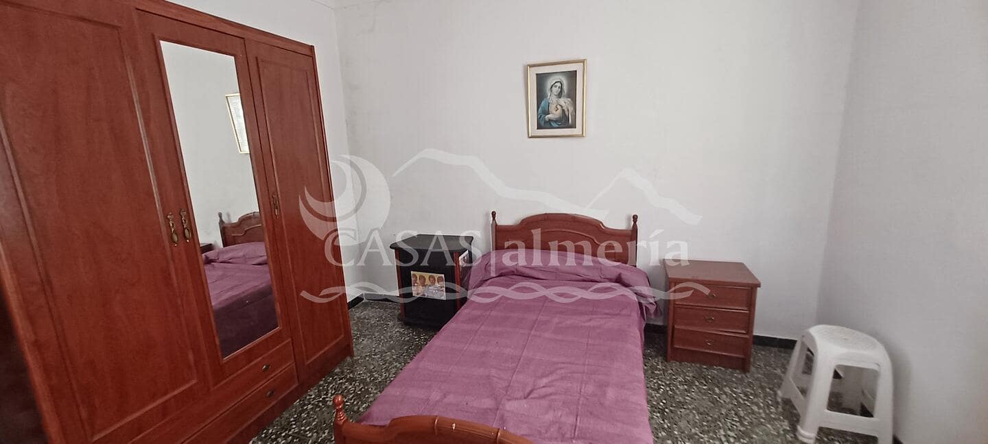 4 sypialnia Finka/Dom wiejski na sprzedaż w Huercal-Overa z garażem - 109 000 € (Ref: 2556845)