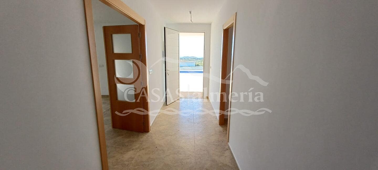 Chalet de 5 habitaciones en Puerto Lumbreras en venta con piscina - 289.000 € (Ref: 3121592)