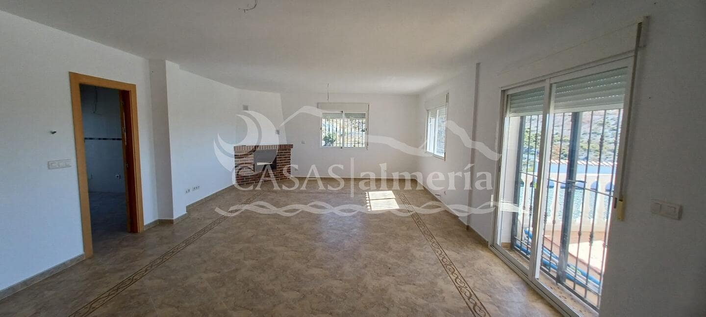 Chalet de 5 habitaciones en Puerto Lumbreras en venta con piscina - 289.000 € (Ref: 3121592)
