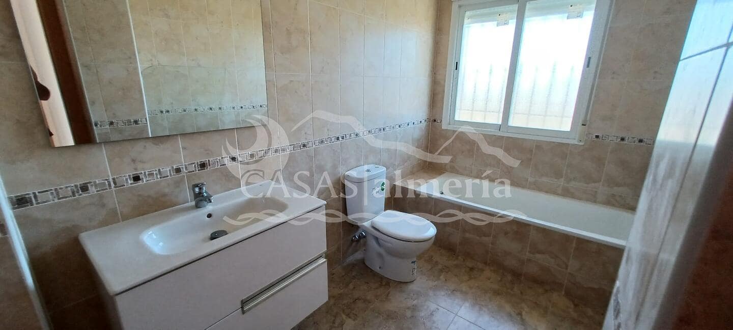 Chalet de 5 habitaciones en Puerto Lumbreras en venta con piscina - 289.000 € (Ref: 3121592)