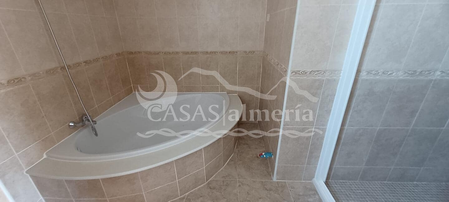 Chalet de 5 habitaciones en Puerto Lumbreras en venta con piscina - 289.000 € (Ref: 3121592)