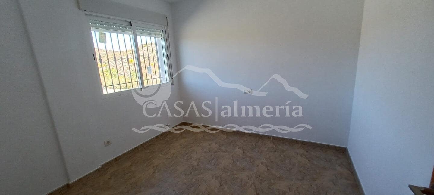 Chalet de 5 habitaciones en Puerto Lumbreras en venta con piscina - 289.000 € (Ref: 3121592)