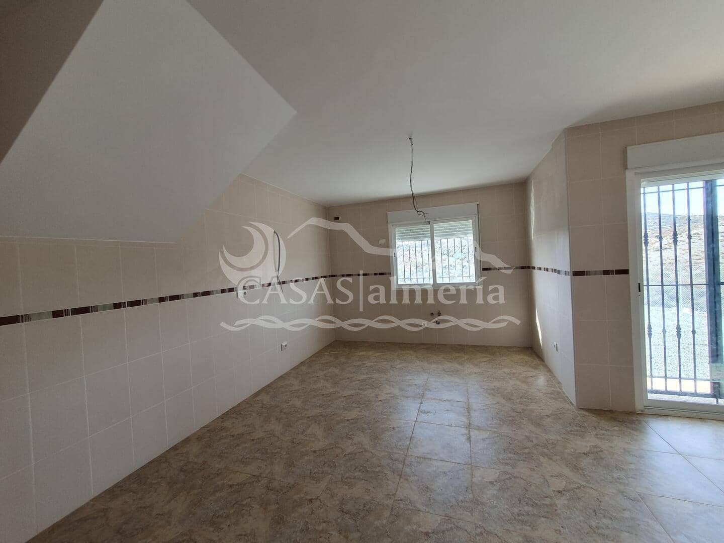 Chalet de 5 habitaciones en Puerto Lumbreras en venta con piscina - 289.000 € (Ref: 3121592)