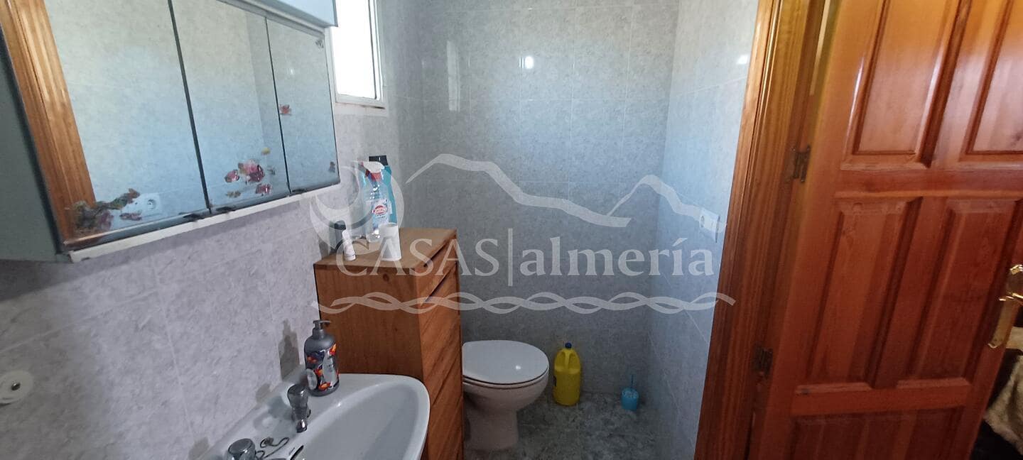 Grunde uden byggetilladelser til salg i Huercal-Overa - € 95.000 (Ref: 3121630)