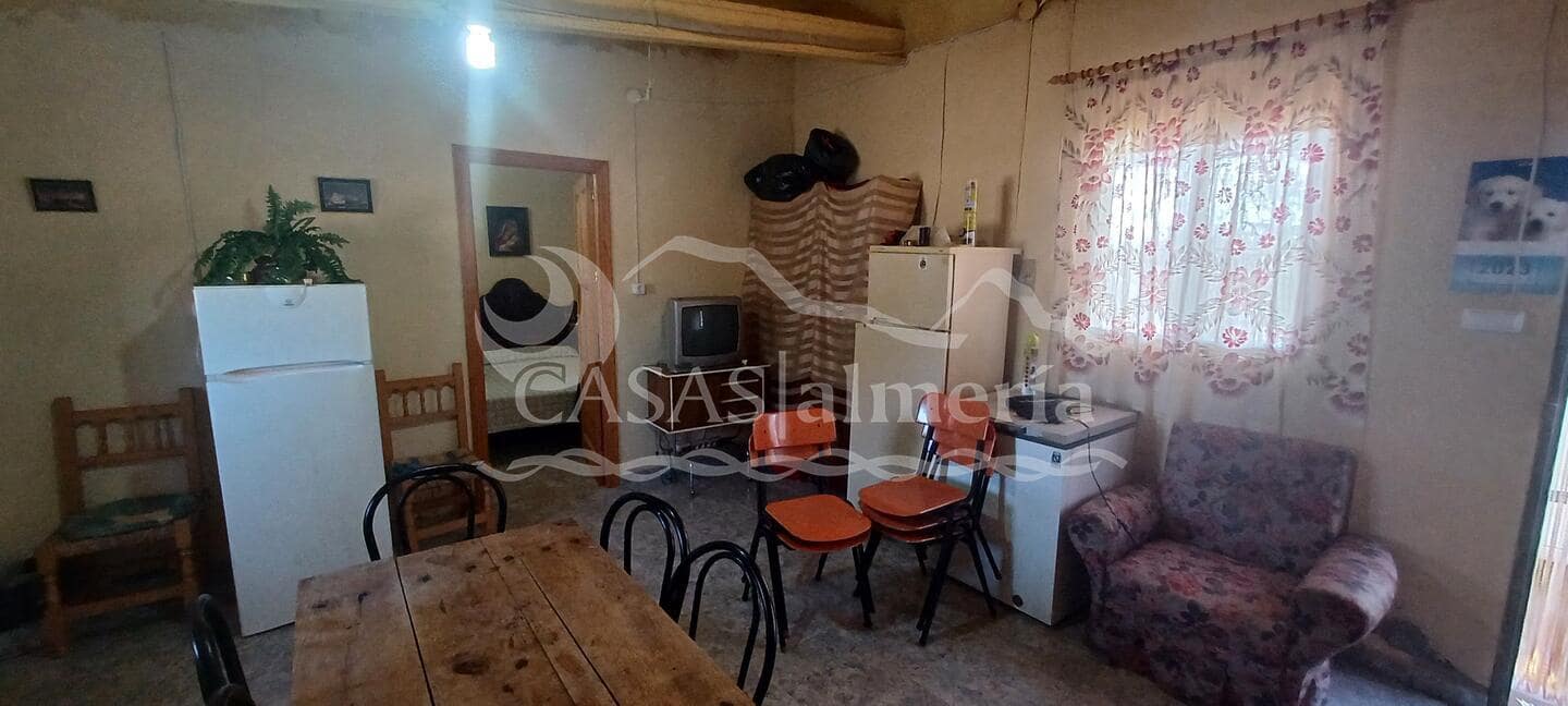 Grunde uden byggetilladelser til salg i Huercal-Overa - € 95.000 (Ref: 3121630)