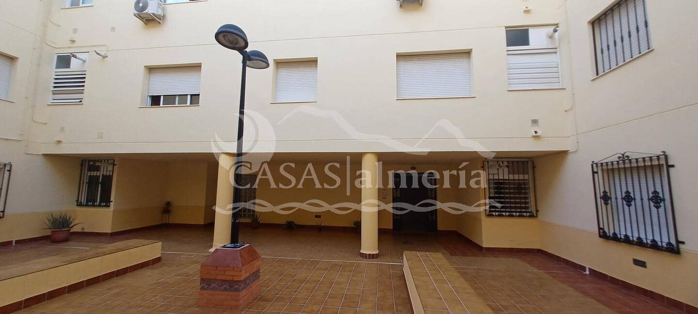 3 soveværelse Lejlighed til salg i Huercal-Overa med garage - € 149.000 (Ref: 3121654)