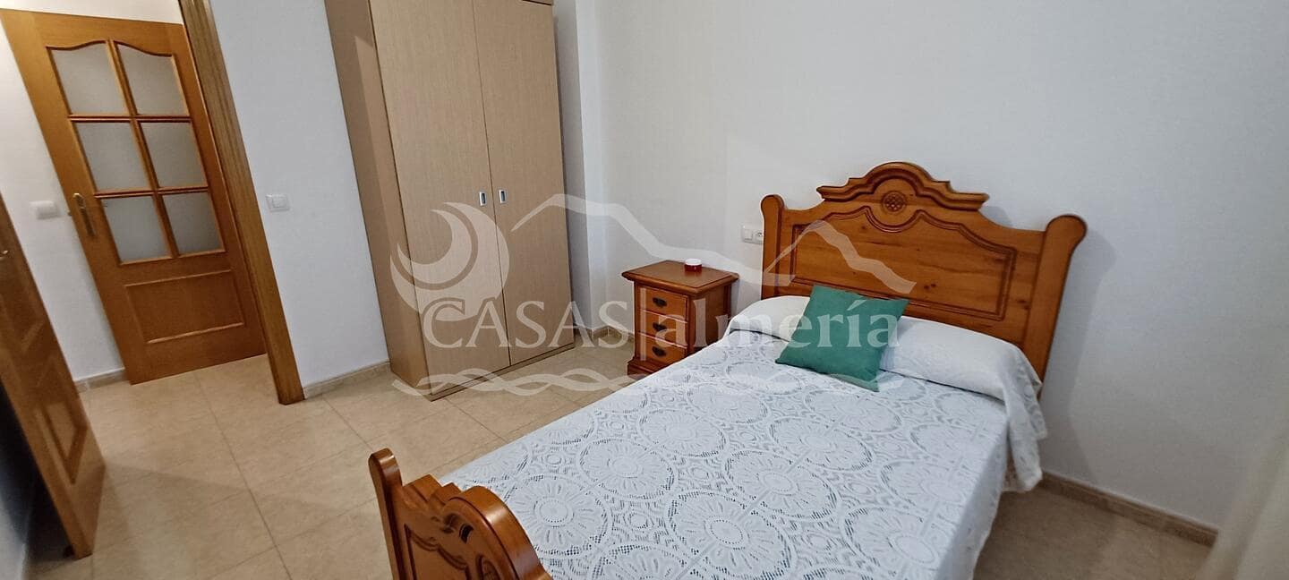 3 soveværelse Lejlighed til salg i Huercal-Overa med garage - € 149.000 (Ref: 3121654)